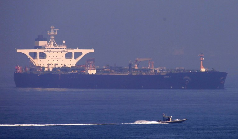Blokirani iranski tanker pušten i iz Gibraltara krenuo prema Grčkoj